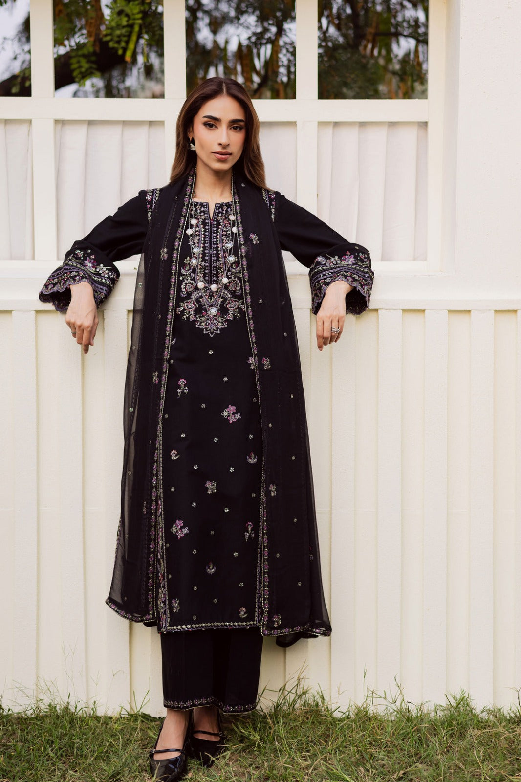 Black Cascade By Muntaha